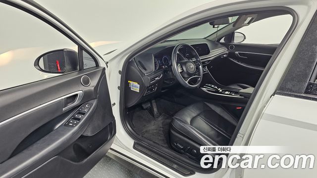 Hyundai Sonata 2020 — photo 16