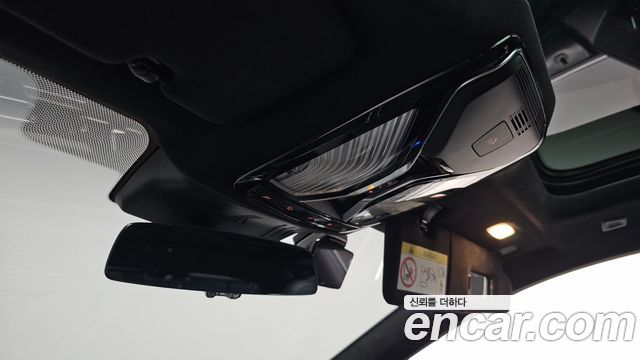 BMW 8-Series 2023 — photo 24