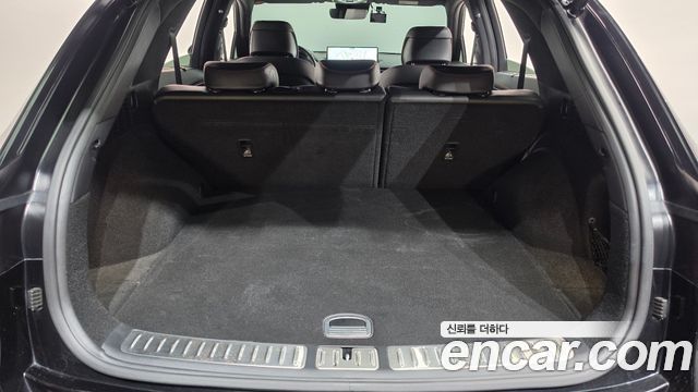 Genesis GV70 2022 — photo 23