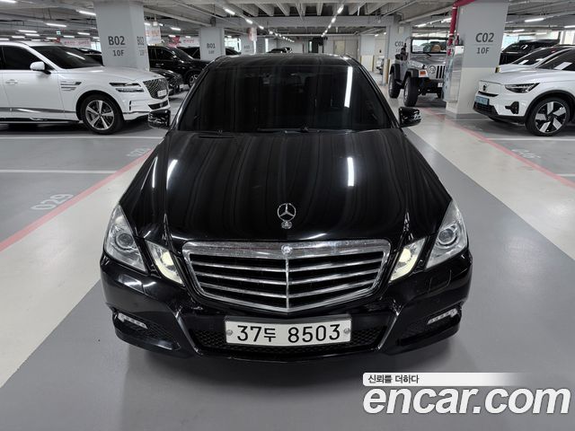 Mercedes-Benz E-Class 2010 — photo 1
