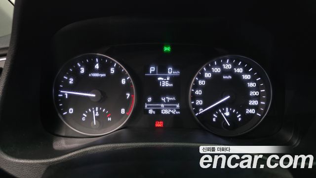 Hyundai AVANTE 2017 — photo 8