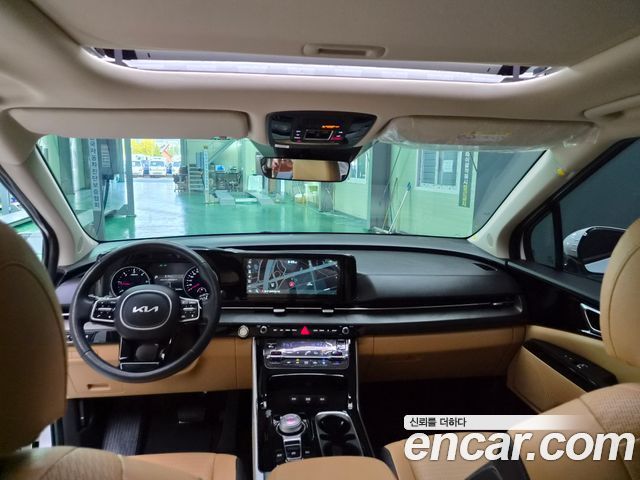 Kia Canival 2023 — photo 6