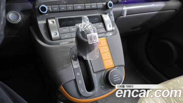 Hyundai Casper 2027 — photo 12