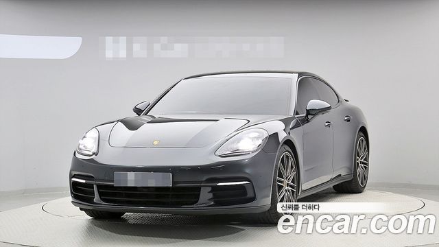 Porsche Panamera 2018 — photo 1