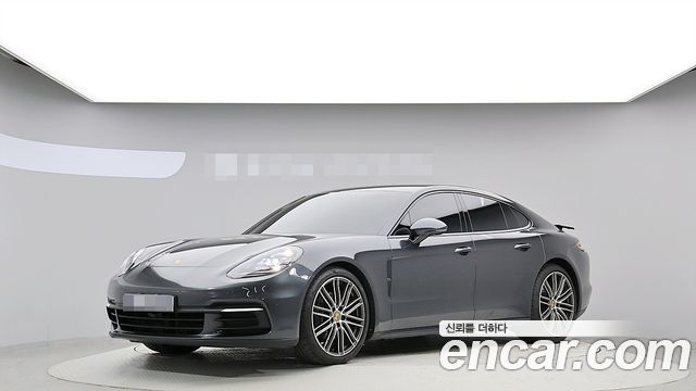 Porsche Panamera 2018 — photo 3