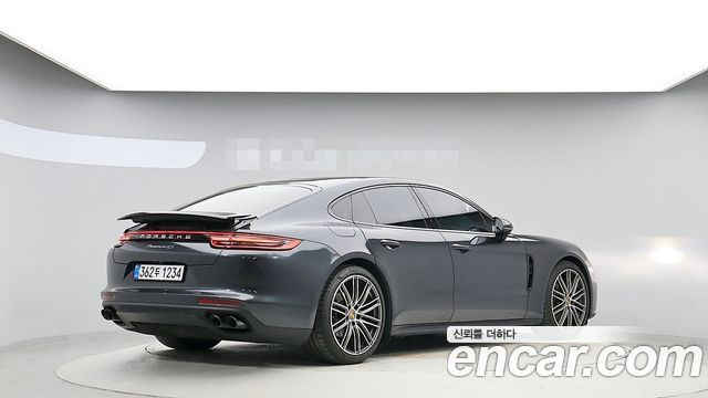Porsche Panamera 2018 — photo 4