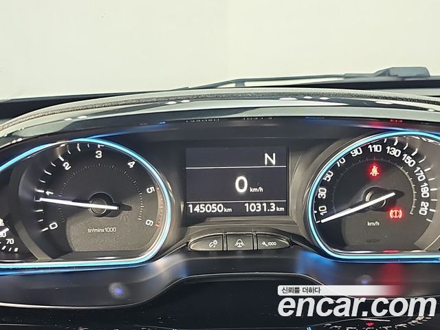Peugeot 2008 2015 — photo 7