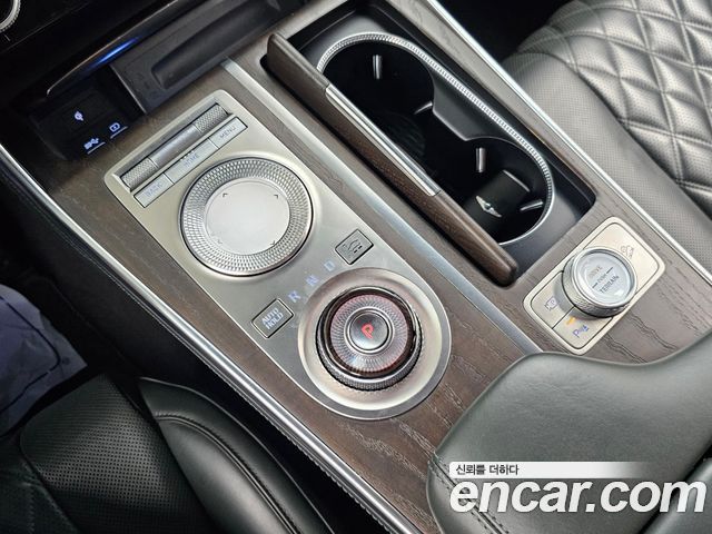 Genesis GV80 2020 — photo 9