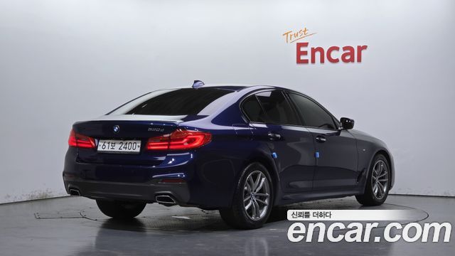 BMW 5-Series 2017 — photo 2
