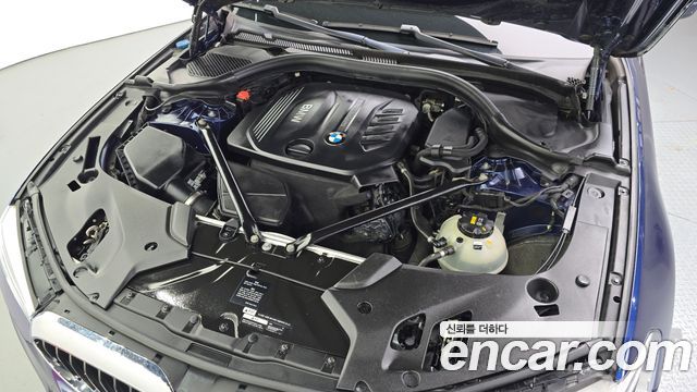 BMW 5-Series 2017 — photo 6