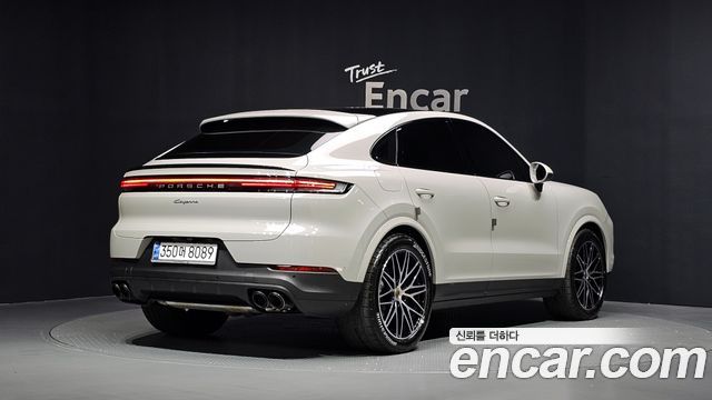 Porsche Cayenne 2024 — photo 2