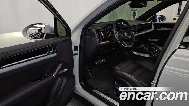 Porsche Cayenne 2024 — photo 13