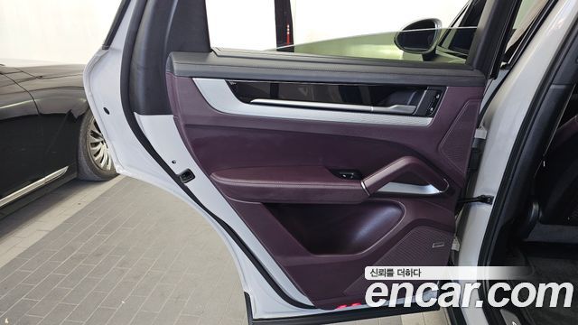 Porsche Cayenne 2024 — photo 15