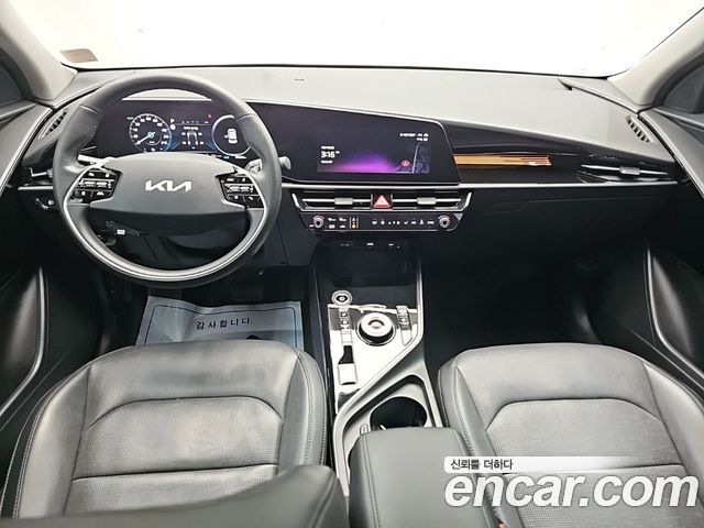 Kia Niro 2023 — photo 7