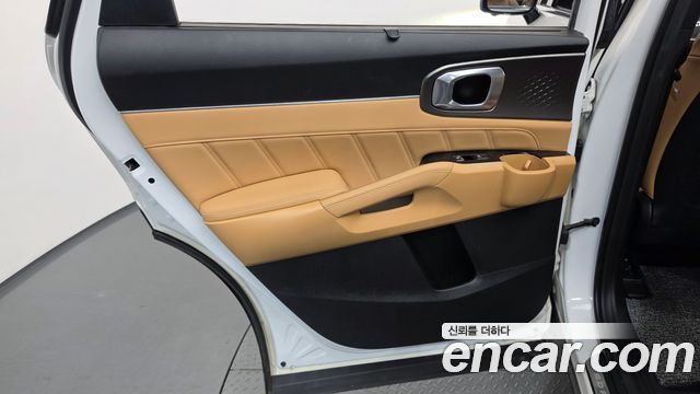 Kia Sorento 2023 — photo 15
