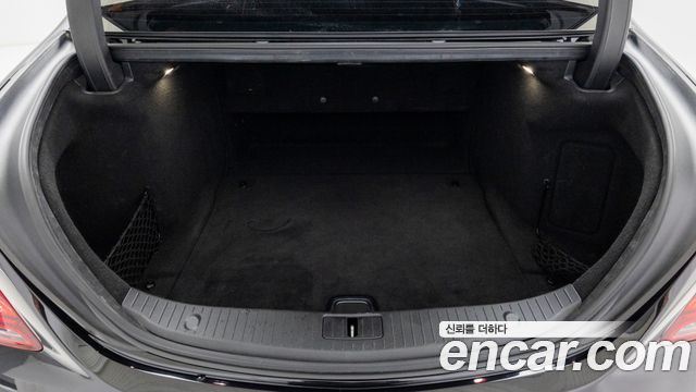 Mercedes-Benz S-Class 2018 — photo 11
