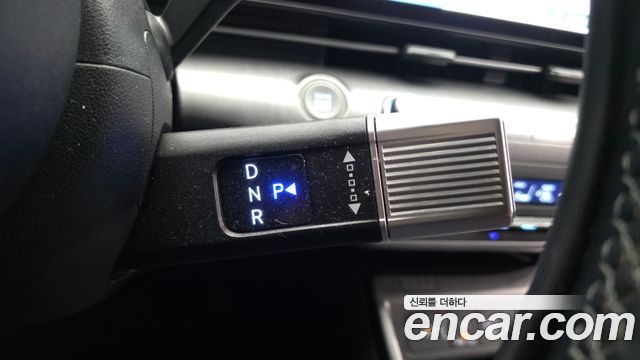 Hyundai Kona 2023 — photo 12