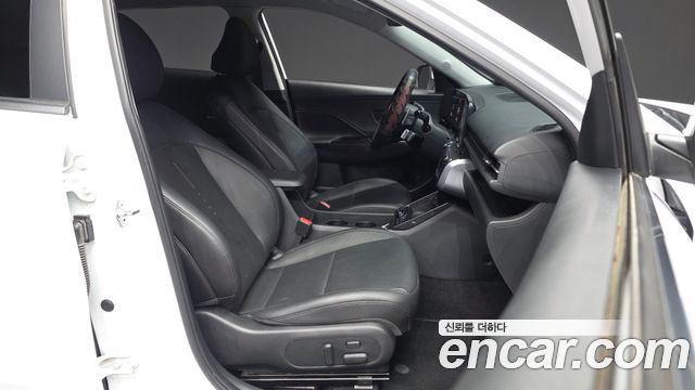 Hyundai Kona 2023 — photo 17
