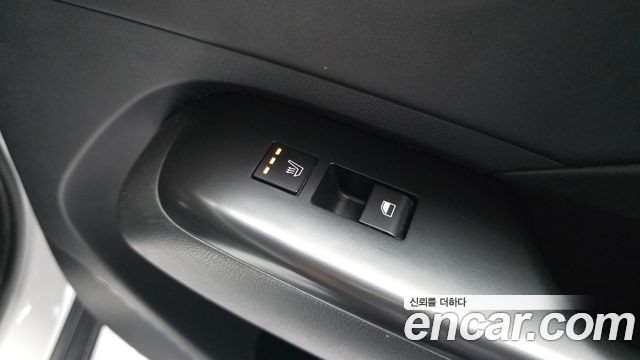 Hyundai Kona 2023 — photo 25