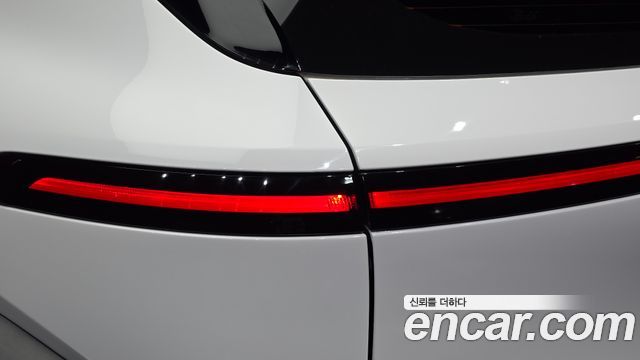 Hyundai Kona 2023 — photo 9