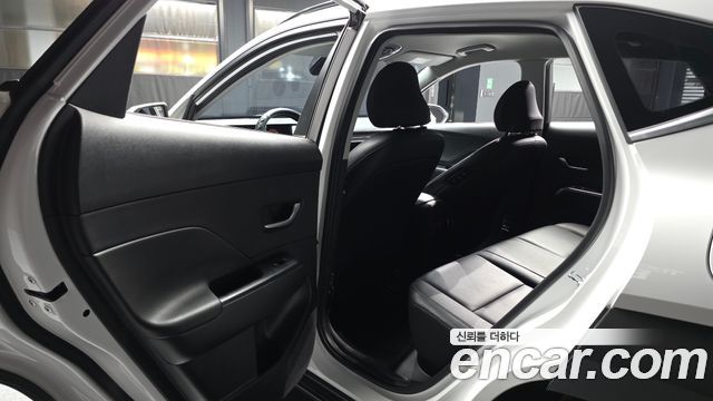 Hyundai Kona 2023 — photo 16