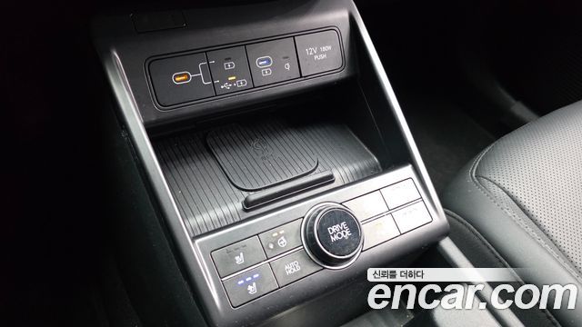 Hyundai Kona 2023 — photo 31
