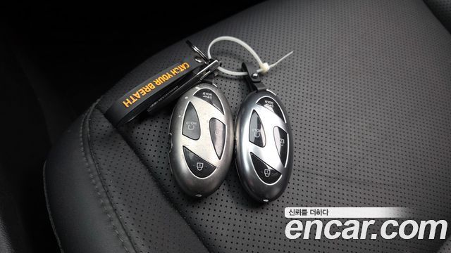 Hyundai Kona 2023 — photo 33