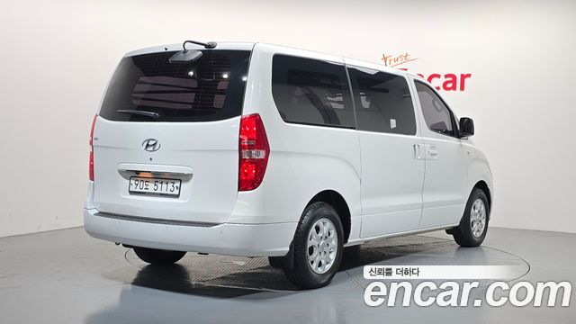 Hyundai Starex 2014 — photo 2
