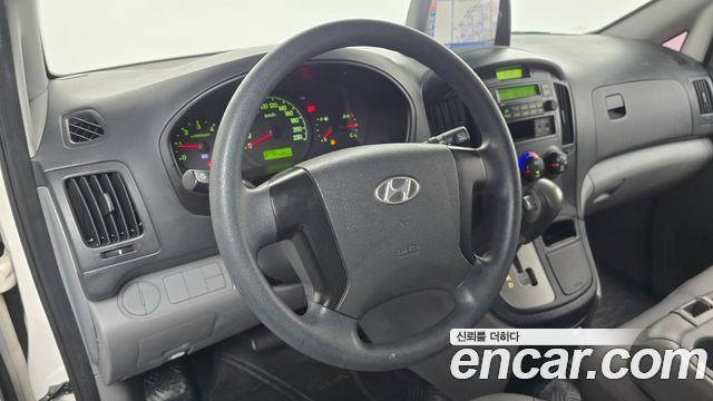Hyundai Starex 2014 — photo 13