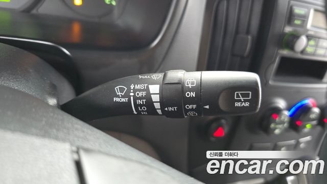 Hyundai Starex 2014 — photo 16