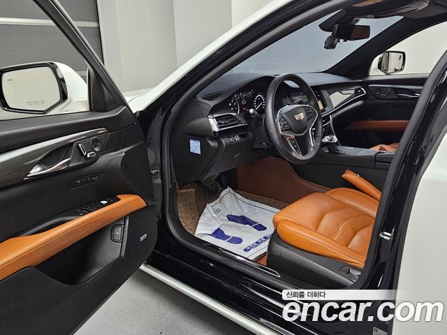 Cadillac CT6 2017 — photo 11