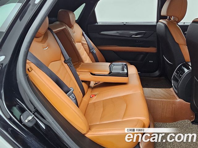 Cadillac CT6 2017 — photo 12