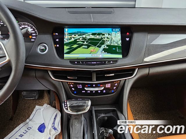 Cadillac CT6 2017 — photo 14