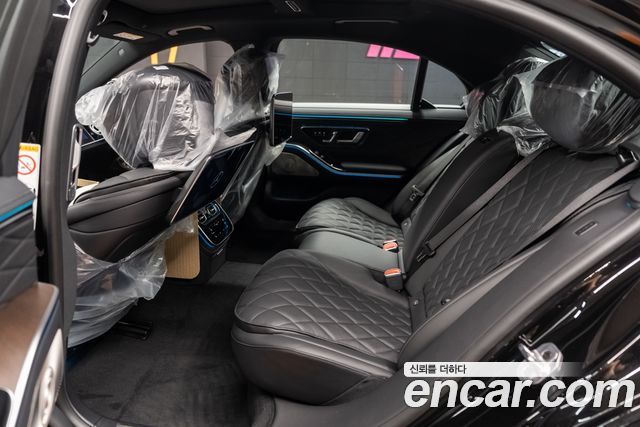 Mercedes-Benz S-Class 2027 — photo 7