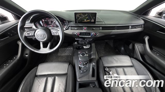 Audi A4 2019 — photo 10