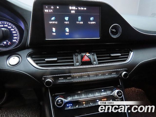 Hyundai Grandeur 2018 — photo 16