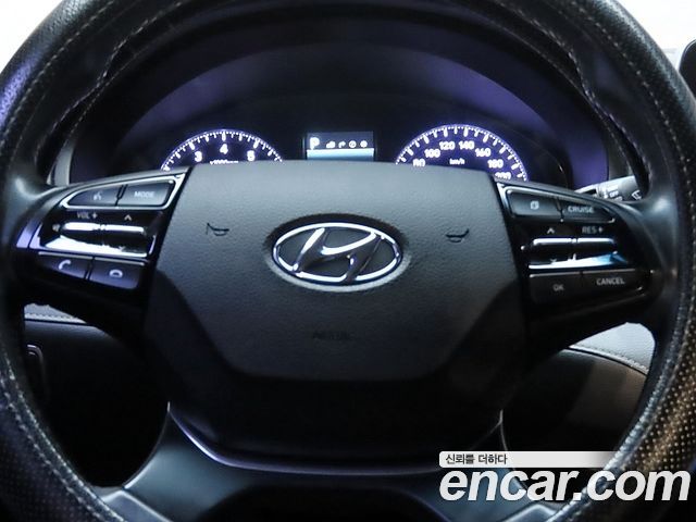 Hyundai Grandeur 2018 — photo 17