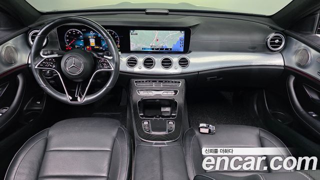 Mercedes-Benz E-Class 2021 — photo 10