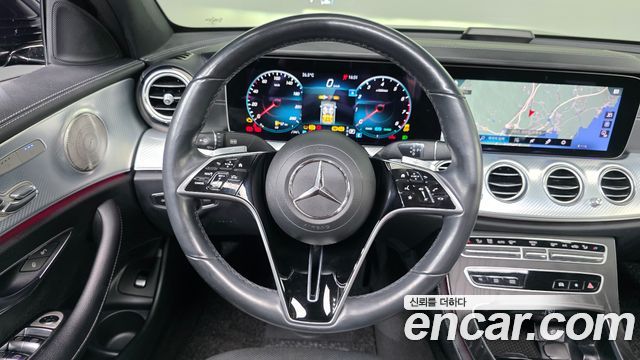 Mercedes-Benz E-Class 2021 — photo 19