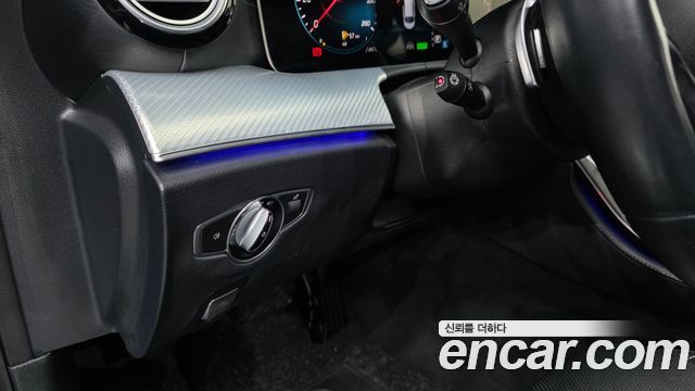 Mercedes-Benz E-Class 2021 — photo 24