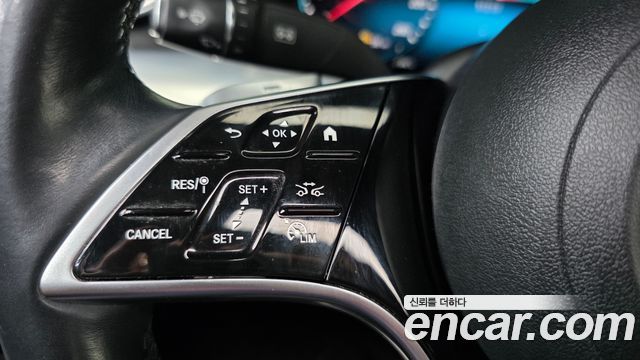 Mercedes-Benz E-Class 2021 — photo 25
