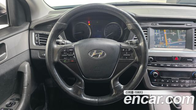Hyundai Sonata 2015 — photo 13