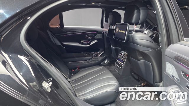 Mercedes-Benz S-Class 2017 — photo 12