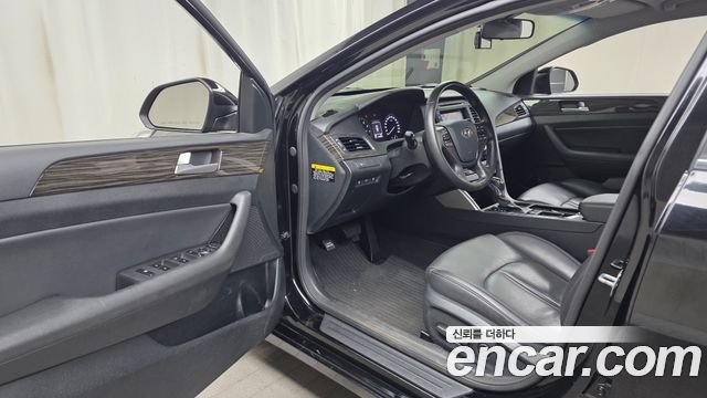Hyundai Sonata 2015 — photo 13