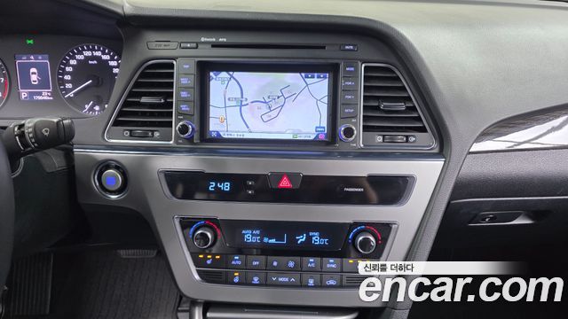 Hyundai Sonata 2015 — photo 19