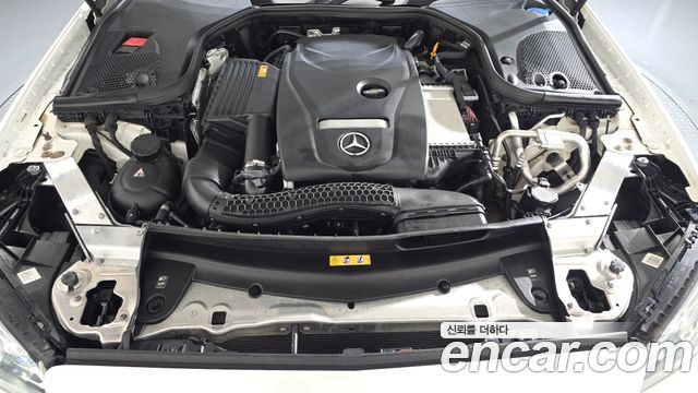 Mercedes-Benz E-Class 2019 — photo 6