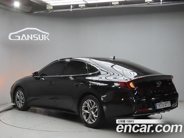 Hyundai Sonata 2022 — photo 2