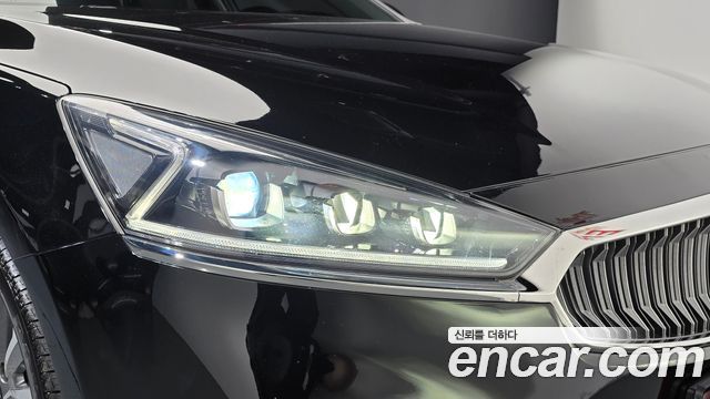 Kia K7 2018 — photo 8