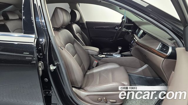 Kia K7 2018 — photo 16
