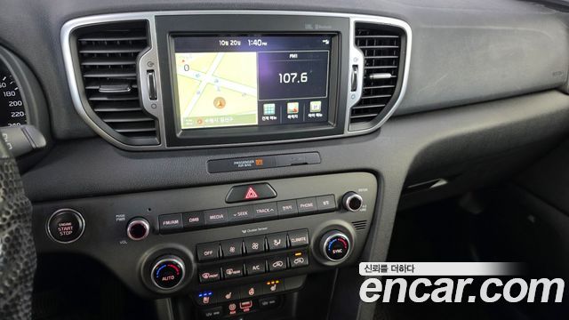 Kia Sportage 2016 — photo 19